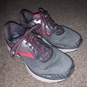 Women's BROOKS ADRENALINE GTS 18 Athletic Running Shoes SIZE 9 US 1202681B079